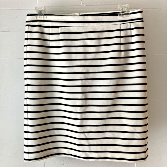 Striped Contemporaine (Simons) mini skirt  (size L) - Picture 1 of 4